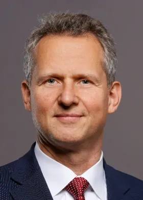Dr. Leonhardt Wohlschlager